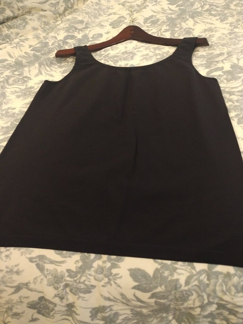 Black Crewneck Tank - Never Worn